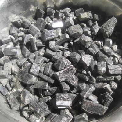 直銷燕國1-25目電氣石球 過濾水用電氣石球圖片_高清圖_細節圖-靈壽縣燕國礦產品加工廠 -